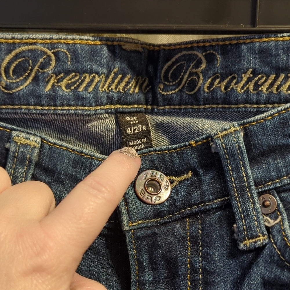 GAP Women's Premium Bootcut Blue Jeans Vintage - Picture 2 of 6